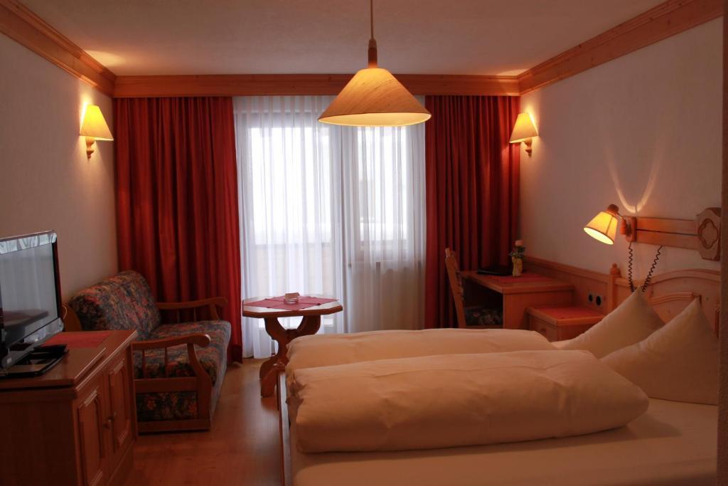 Hotel Camona & Apart Walserhof Замнаун Номер фото
