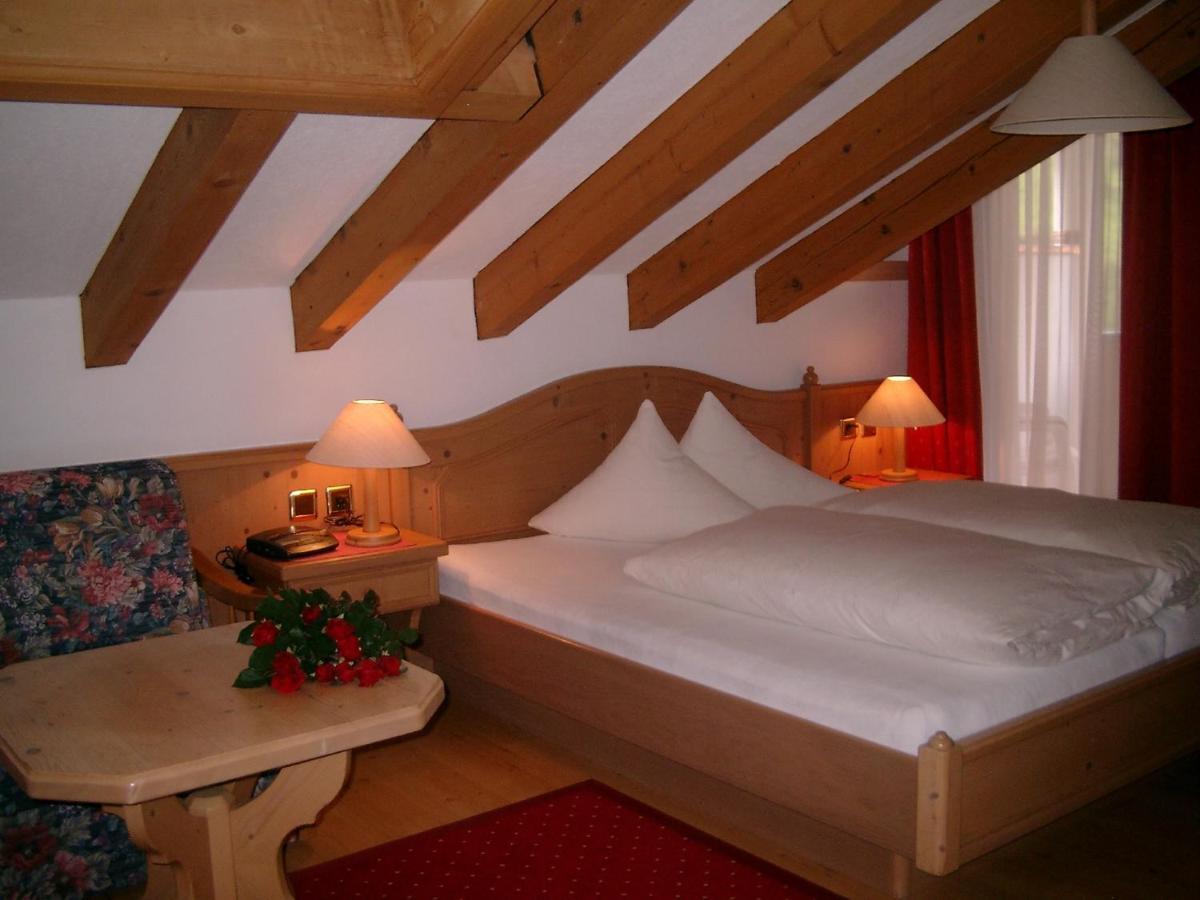 Hotel Camona & Apart Walserhof Замнаун Номер фото